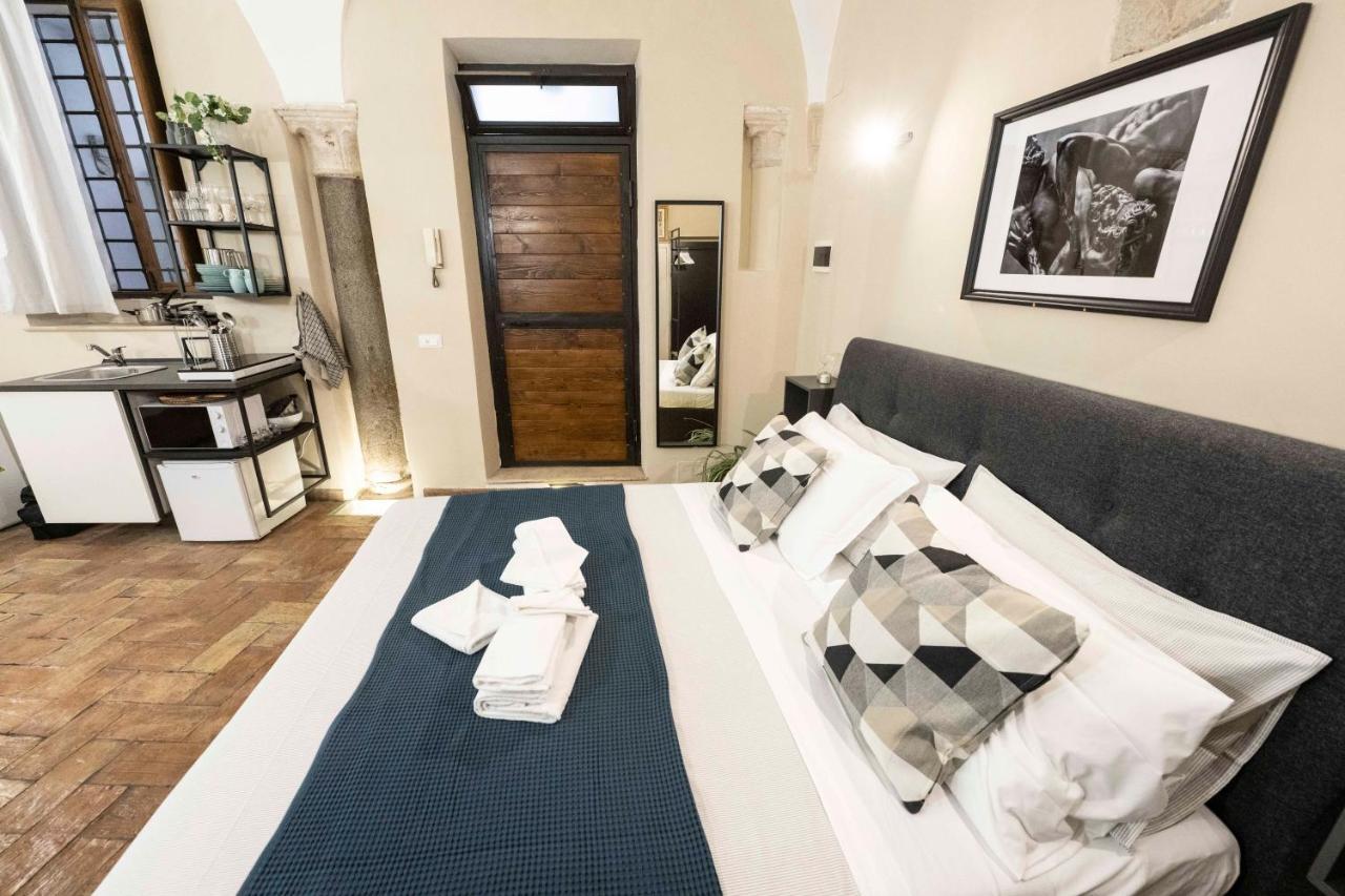 Studio Delle Grotte - Campo De' Fiori Рим Екстер'єр фото
